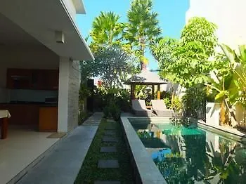 Mahalini Villas Seminyak  0*, Seminyak (Bali)